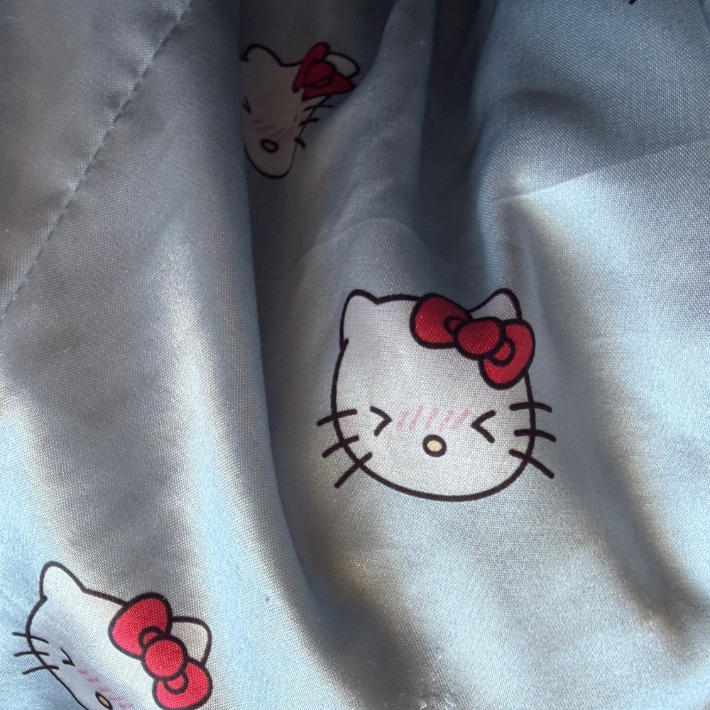 Hello Kitty PJs set - Picture 2 of 5